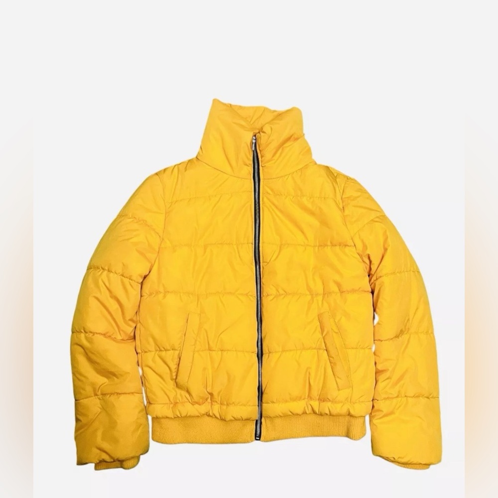 FOREVER 21 MEN'S PUFFER YELLOW JACKET SIZE Medium